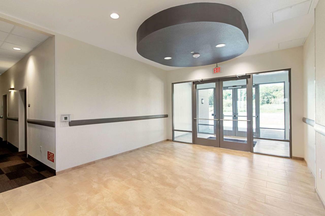 Studio 6 Austin Airport Bagian luar foto